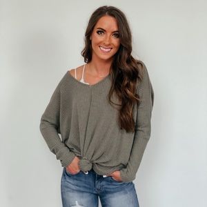 Wishlist open back waffle knit sweater (WORN TWICE)